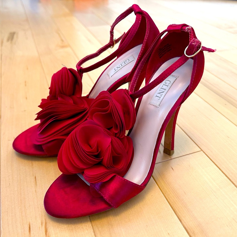 Glint Red Rosette women’s High Heel /Sandals Size 5.5